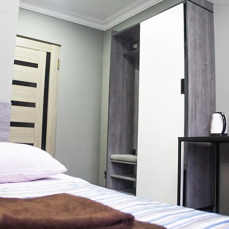 Hotel Tahar Almaty Eksteriør billede