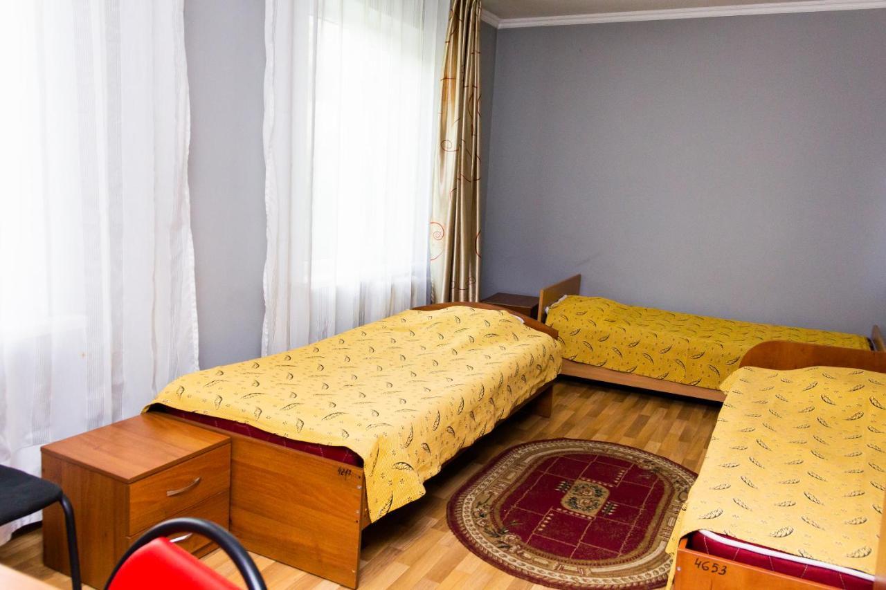 Hotel Tahar Almaty Eksteriør billede