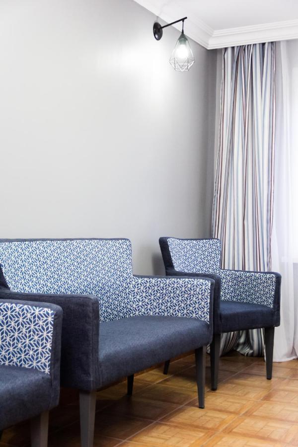 Hotel Tahar Almaty Eksteriør billede