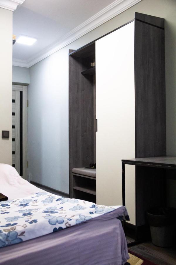 Hotel Tahar Almaty Eksteriør billede
